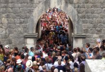 【深度】欧洲旅游人满为患 对环境污染破坏极大