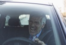 【周末闲聊】按喇叭 爆粗口:比利时人开车“压力山大” 欧洲排第一