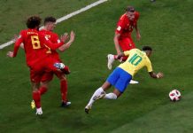 比利时晋级四强 内马尔被“两棵大树”挡路