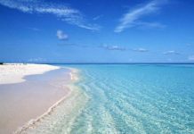 游泳也要游出范儿!三亚这些网红无边际泳池了解一下