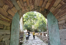 隐藏在太行峡谷中的古堡——英谈石寨