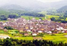 这个小镇藏有千年古迹和万亩竹海,却鲜为人知