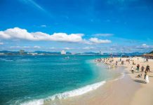 蜈支洲岛处处有甜蜜 国庆尾声热度不减