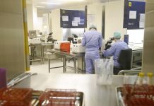 比利时北部三分之一的医院”很差钱“