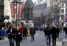 世界最贵商业街:香港铜锣湾排第一,比利时安特卫普Meir大街位列第25(顺附比国内商业街排名)