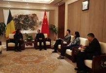 中国驻比使馆关注上海小伙布鲁塞尔丢车:曹忠明大使亲自接见