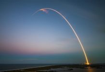 地球收到 15 亿光年外重复无线电波:不排除外星飞船信号