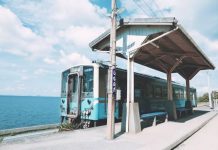 日本最美无人车站 现实版《千与千寻》列车