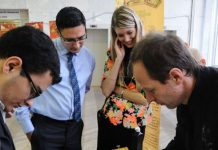 为什么俄罗斯人要参加汉语考试?俄媒:赚钱需求大