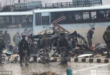 印度警察车遭遇恐袭42人遇难 恐怖组织“穆罕默德军”宣布负责