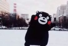 趣观世界|巴西男子错过葬礼,欲爬进坟墓与父亲道别……