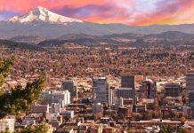 美国小伙航拍西部荒芜土地 仿佛火星表面