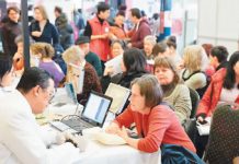 中医师陈震:让匈牙利人爱上中医药