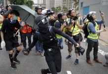 香港德国商会总裁:暴力事件严重影响企业经营 盼香港社会尽快重回正轨