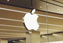 趣观世界|苹果误用美元发7倍工资,中国开发者们很头大……