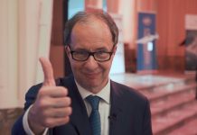 【原创视频】不惧病毒 为中国加油:比利时人这样说!