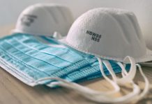 【专家和民众吐槽 附视频】比利时超市里卖的口罩质量太差。。。