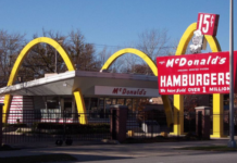 国外麦当劳员工揭秘:如何获得新鲜食物还能免单丨趣观世界