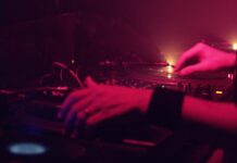 【新增1074例】非法聚会屡禁不止!百人国际夜总会被警察叫停