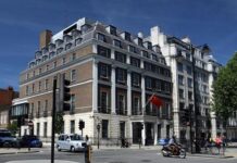 多人持英国双阴性证明来华后被确诊丨国际热点速递