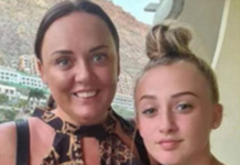 女孩美黑用错护肤品,一不小心变成“黑包公”|趣观世界