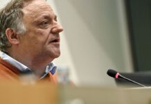 【周末闲聊】病毒专家发飙:下次再这样,就没有专家了!