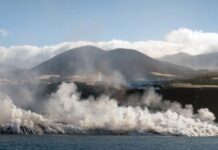 西班牙火山岛“越变越大” 重绘地图、灾后重建挑战多