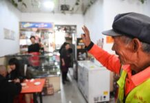 环卫工人3元管饱!这个面馆坚持了11年