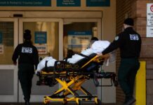 记者手记|生命之殇 科学之痛 治理之困——美国累计新冠死亡病例超过70万