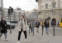 匈牙利累计新冠确诊病例超百万