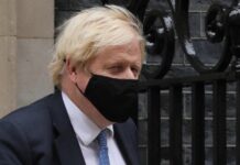 偷渡船沉没致死27人 英法互指对方负有责任