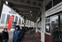 重症病床告急 德国出动空军转移新冠病人