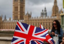 苏格兰政府首席大臣寻求举行第二次“脱英”公投