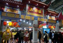 中国市场“魔力”不减——外商“老字号”在进博会发掘新商机