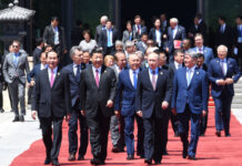 习近平带领百年大党奋进新征程(六)胸怀天下的大国领袖