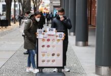 德国日增新冠确诊病例超6万