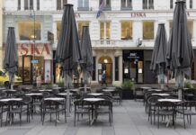 奥地利下周“解封” 未接种疫苗者仍受限