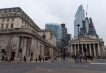 “脱欧”后伦敦金融就业岗位“外迁”慢于预期