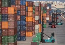 “一带一路”故事丨一位“老码头”见证希腊比雷埃夫斯港新生