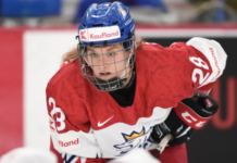 北京冬奥会·冰球|捷克女冰前锋:期待北京冬奥,也期待成为心理学家