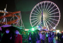 英国累计新冠死亡病例超15万例 未来面临“艰难几周”