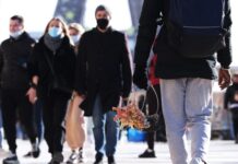 欧洲多国疫情形势严峻 德国拟推疫苗强制接种