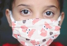 【周末深聊】由一张儿童疫苗接种海报引发的思考