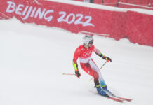北京冬奥会·高山滑雪 | 男子大回转瑞士选手雪中夺冠 中国选手完赛