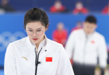 北京冬奥会·冰壶 | 中国冰壶混双队憾负世界冠军英国队基本无缘四强