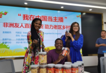 在华留学生:透过全国两会看中国发展新机遇