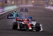 F1沙特站维斯塔潘夺冠 周冠宇第11遗憾未能得分