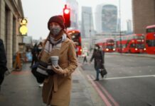 一年“白干”56天!英国职场女性仍受差别对待