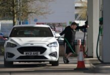 燃料价格猛涨 英国人支持对俄制裁意愿大跌