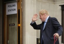 “聚会门”笼罩 英国保守党地方选举蒙损失